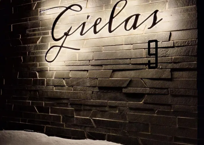 Utsun Kaiku Gielas A3 Visit * Levi